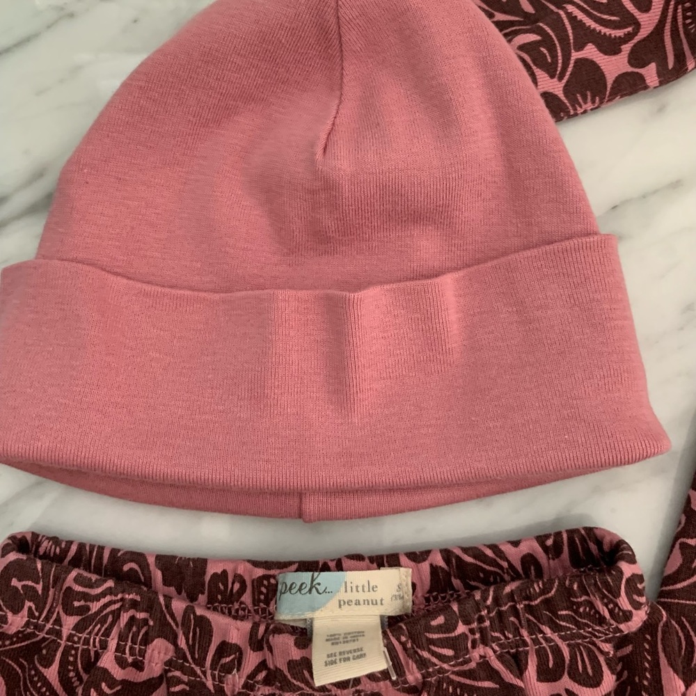 Peek Girls Pink and Brown Damask Bundle, Size 3-6 months Dress, 2 Pants & Hat - Picture 4 of 11